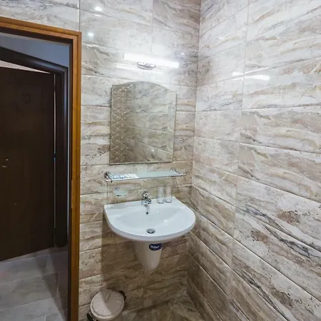 Victoria Apartment *